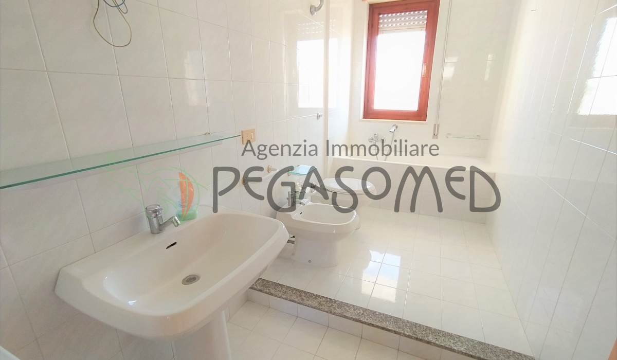 Condominio, 3 camere da letto, termoautonomo, 2 bagni