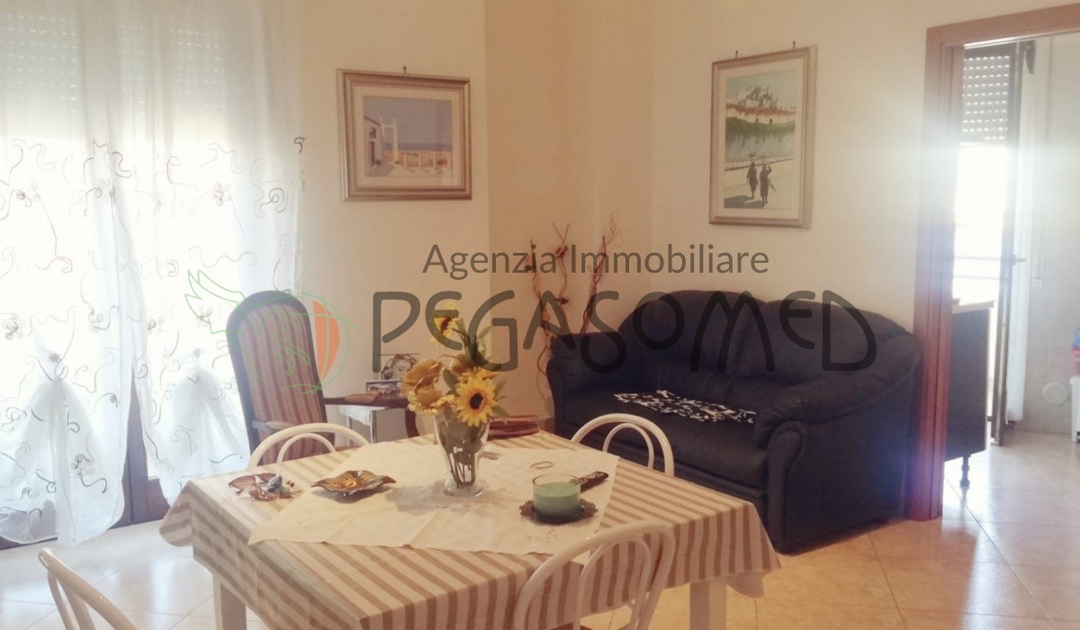 CAROVIGNO appartamento indipendente, due camere Casa in Campagna In vendita In SAN VITO DEI NORMANNI, 72019 agenzia immobiliare Pegasomed puglia