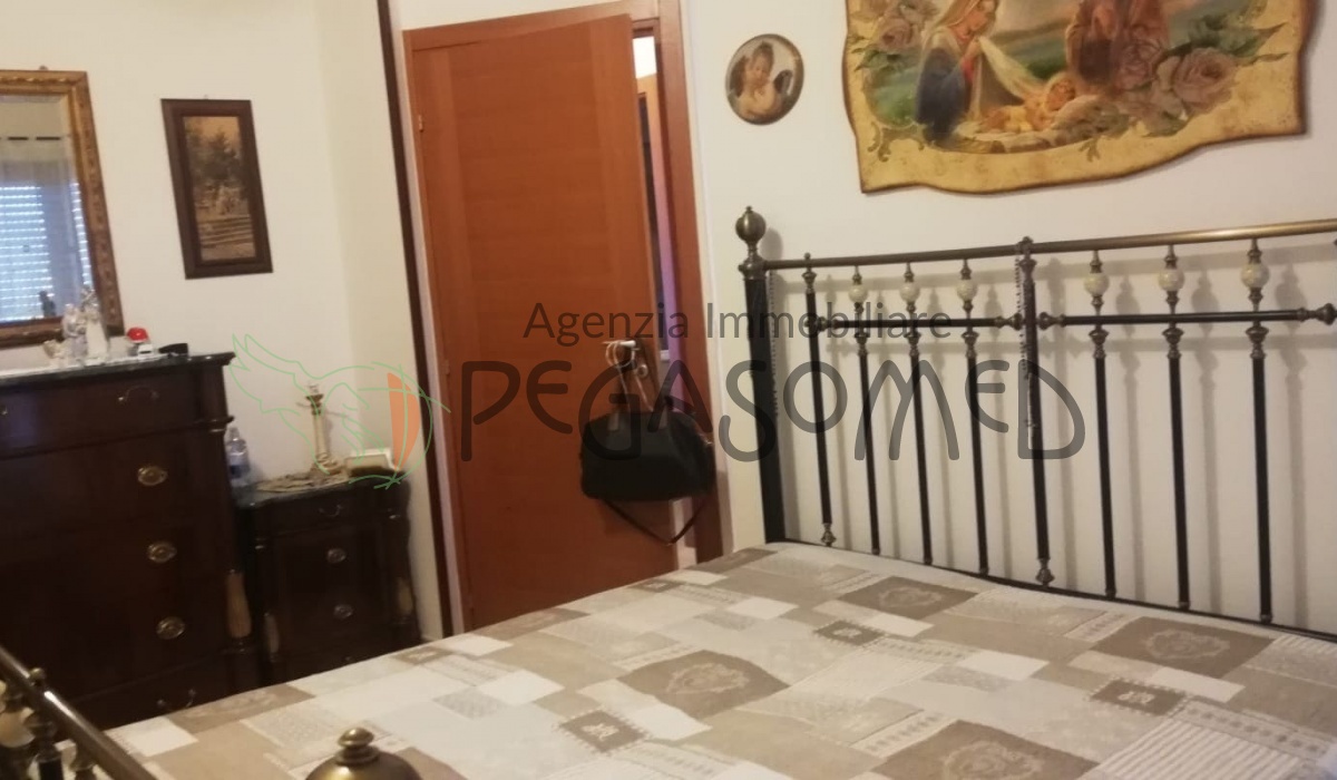 CAROVIGNO appartamento indipendente, due camere Casa in Campagna In vendita In SAN VITO DEI NORMANNI, 72019 agenzia immobiliare Pegasomed puglia