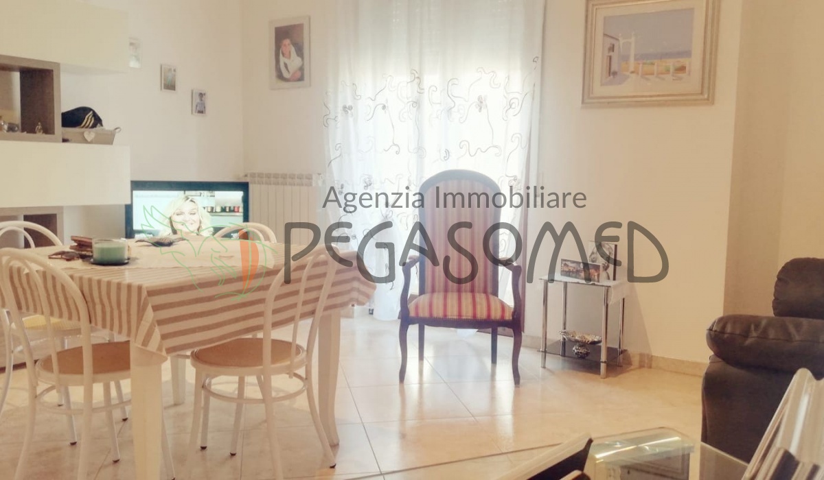 CAROVIGNO appartamento indipendente, due camere Casa in Campagna In vendita In SAN VITO DEI NORMANNI, 72019 agenzia immobiliare Pegasomed puglia