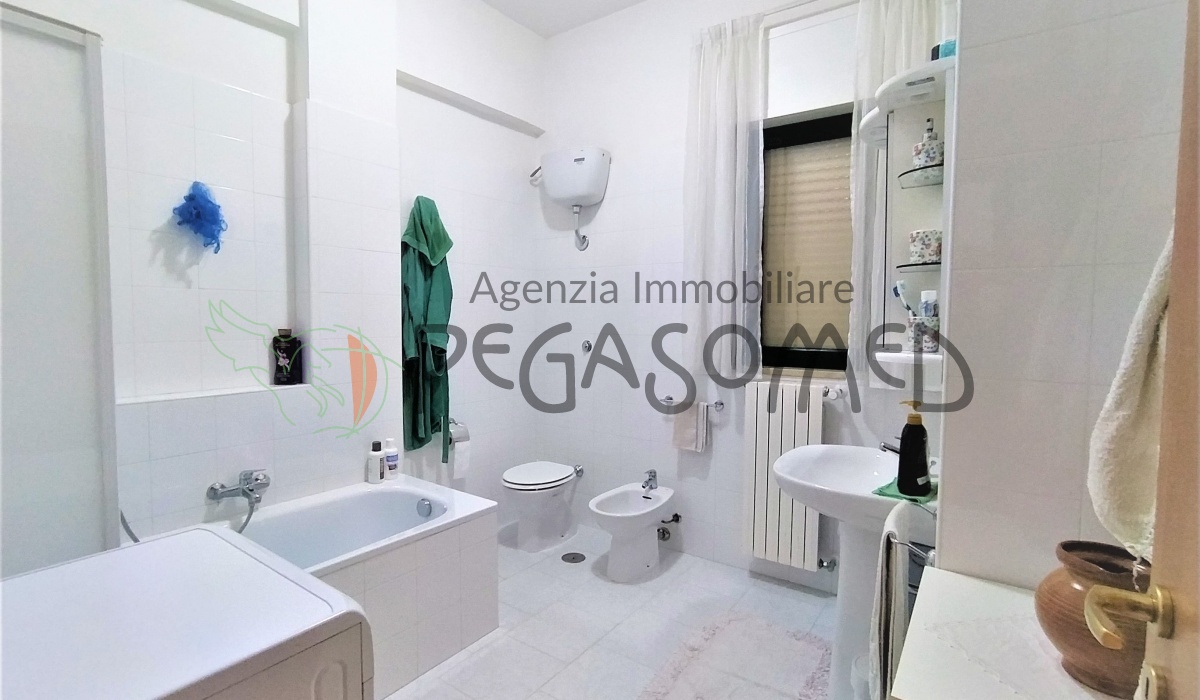 Agenzia Immobiliare di Antonio Sardelli Puglia, Lecce, Salento. Ceglie Messapica, Brindisi, Ostuni, Carovigno e San Vito dei Normanni